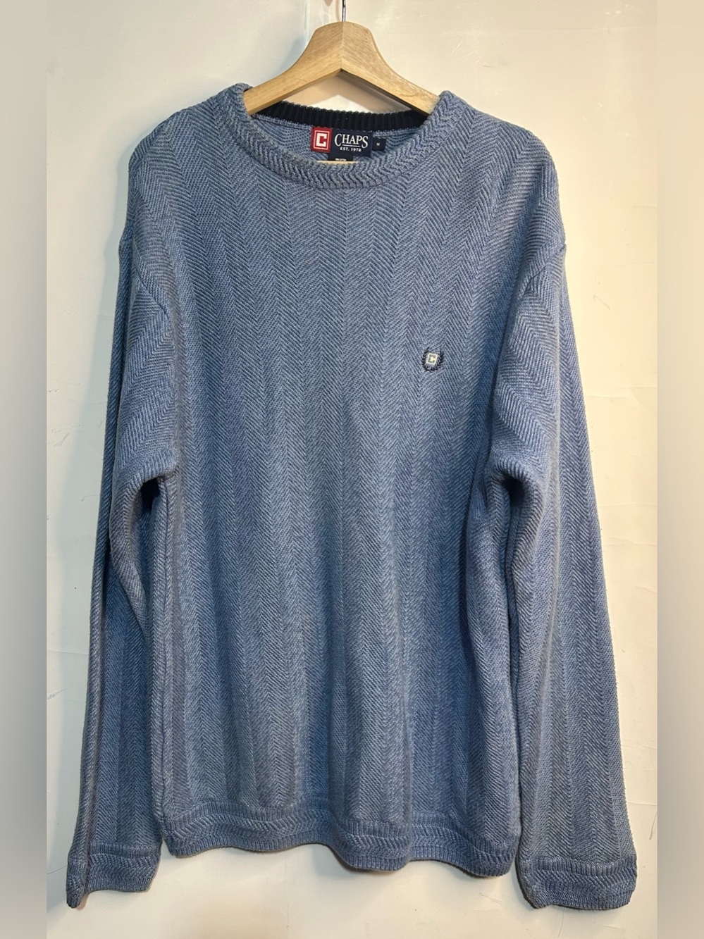 CHAPS Crewneck Blue Knit Sweater Medium